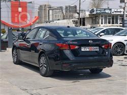 نيسان ألتيما